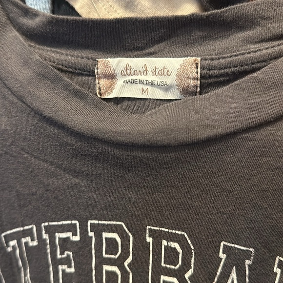 Altar’d State crop top. Worn once - Picture 2 of 4